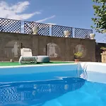 Pirro & Sharon House לינה וארוחת בוקר Pianore